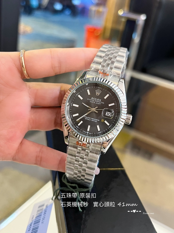 ブランド時計側面デザイン